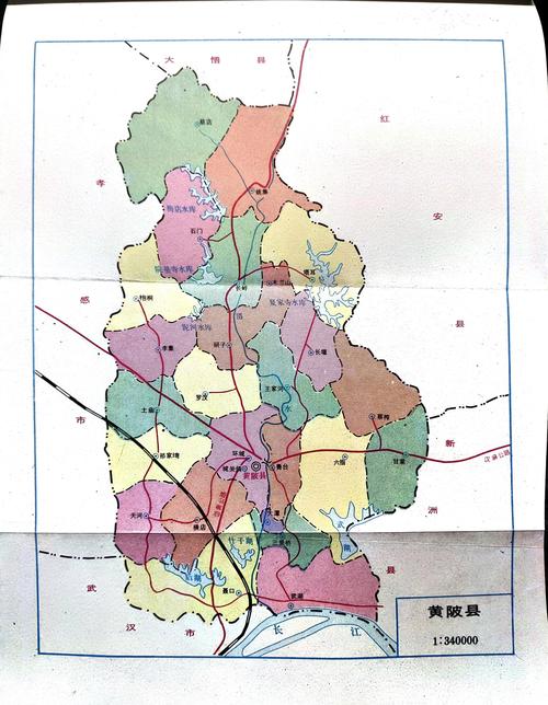 城关区卫生监督执法人员 穿耳孔术属医疗行为 应去有资质医疗机构(執法人員城關耳孔)