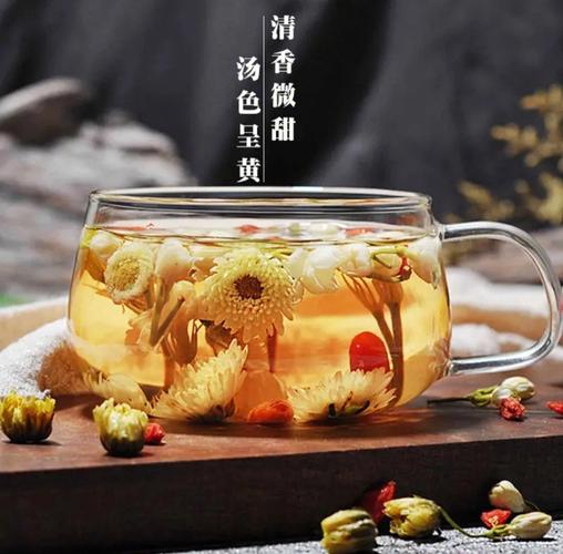 春天养女人的花茶_每天换着喝_皮肤越喝越白嫩！(養女花茶春天)