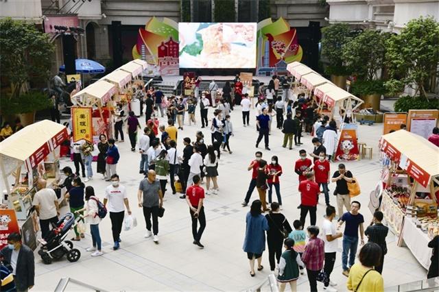 超过100万人次进场大快朵颐 2015年广州国际美食节回顾(大快朵頤美食節進場)