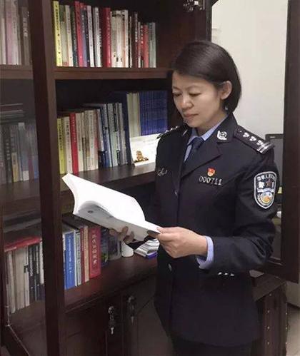 山西公安“十佳女警”“优秀女警”正式揭晓！(公安局女警民警)