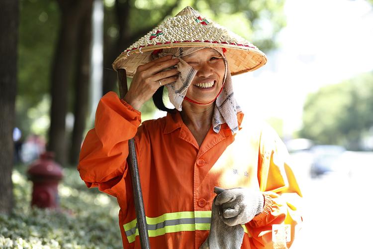 一起来当“城市美容师”(美容師保潔城市)