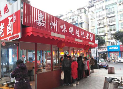 熟食店门头怎么装修？苏州装修五招教你轻松搞定(熟食裝修的是)