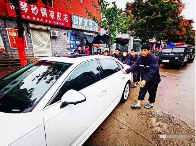 尉氏警方：说说“暖心”的那些事儿(尉氏小轎車車輛)