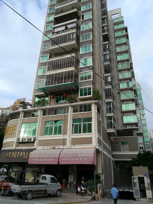 福建惠安一小区房屋建成6年无法完成竣工验收(業主惠安人民網)