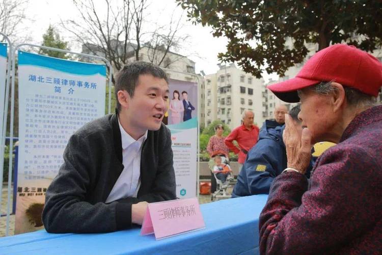 ​“情满社区·共庆佳节”—襄阳广电帮女郎走进安居社区“送健康送月饼送祝福”！(襄陽安居社區)