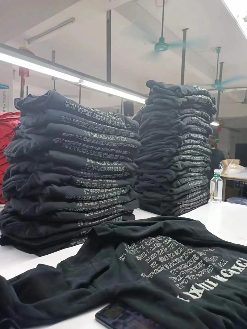 ||东莞方源服装工厂接精品小单！80 件可做！!(工廠服裝精品)