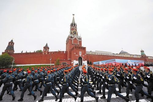 红场_带走世界哪些呼吸？(紅場閱兵民族)