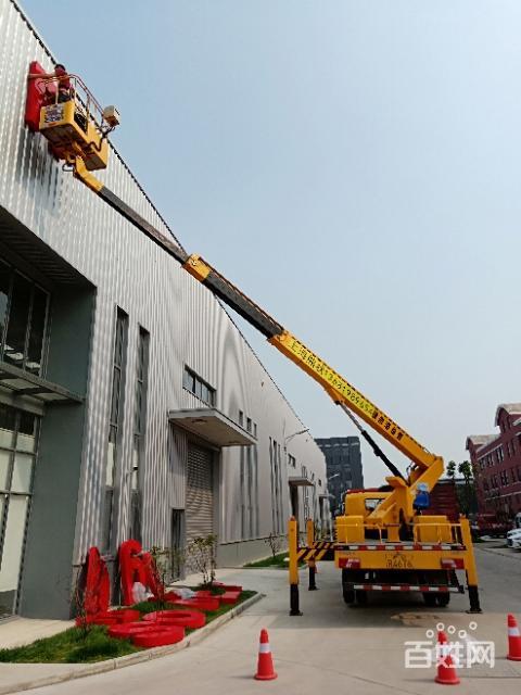 上海绥德机械工程 发展走新路 坚持高空作业车租赁不动摇(高空作業租賃設備)