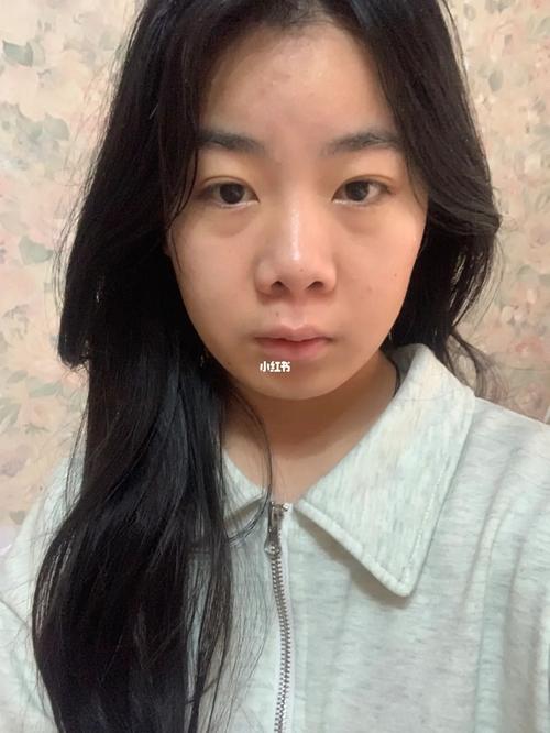 长期用美容仪保养的女人_如今皮肤怎么样了？网友：真别不信(皮膚美容不信)