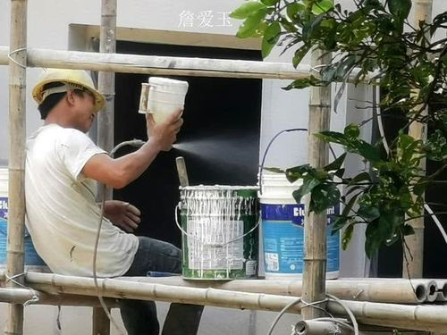 上饶建筑工地农民工_追逐太阳的美容师_一天赚280元(農民工美容師太陽)