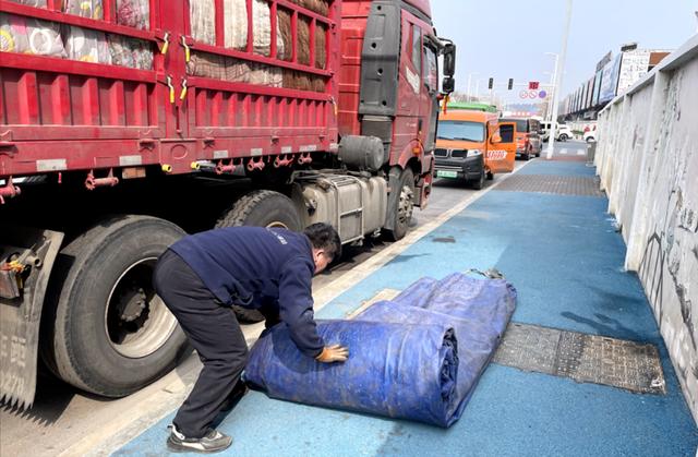 跑车内卷有多严重？去青海西藏送货也不挣钱了(也不跑車卡車)