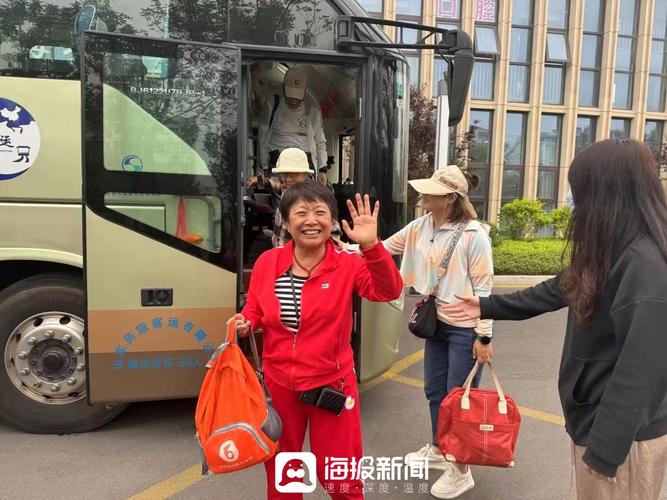 50名北京客人开启日照康养之旅_打卡沉浸式体验！(日照旅居客人)