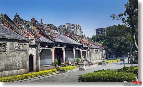 广东旧影1917年_装饰精美的广州陈家祠(裝飾陳傢祠騎樓)