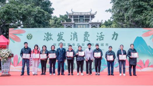 学习贯彻党的二十大精神·一把手访谈 | 大笔绘蓝图 全力打造现代化综合交通枢纽体系(交通二十樞紐)