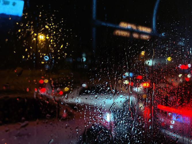 今天下雨_没拍视频_给大家介绍套盒吧😊(人群皮膚給大傢)